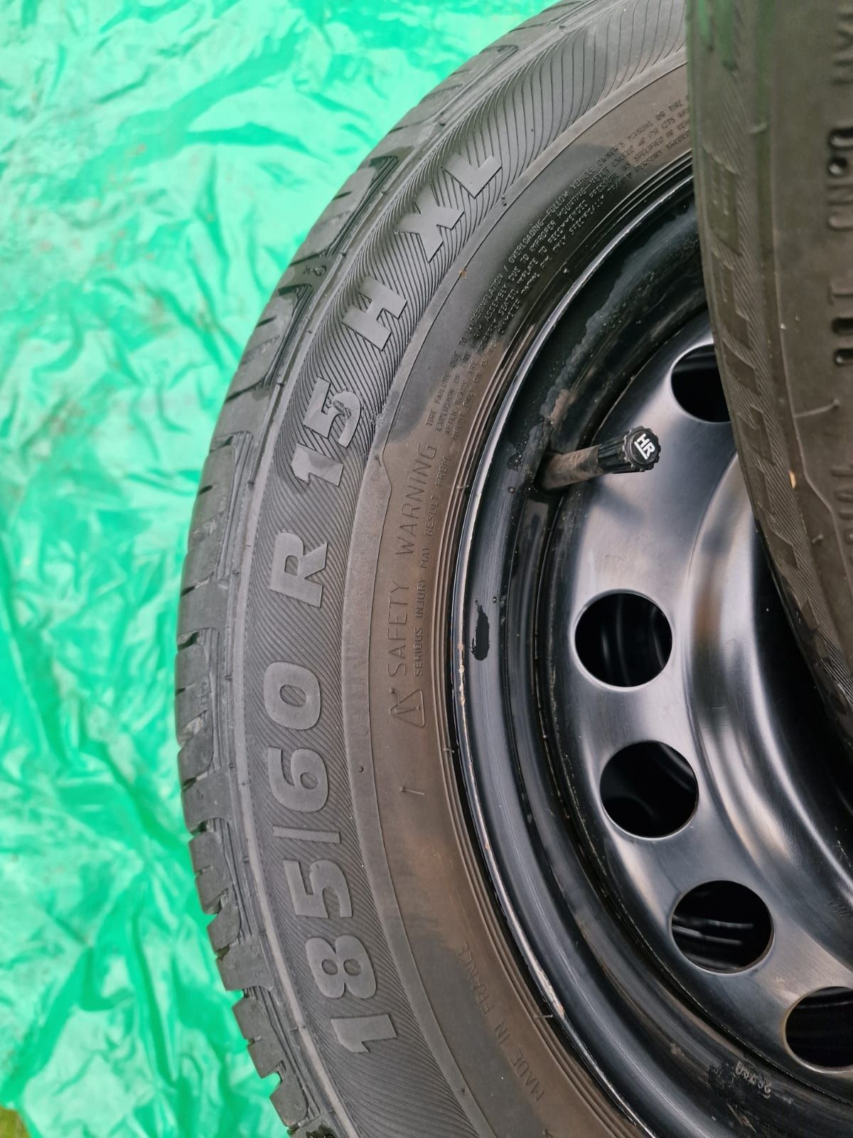 Komplet kół 4x100 185/60/r15 xl