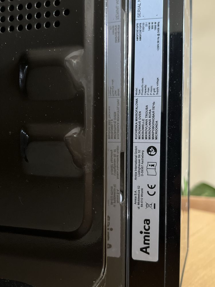 Mikrofalówka, kuchenka mikrofalowa AMICA AMGF23E1GFB