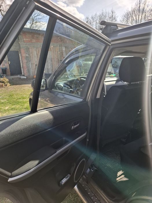 Suzuki grand vitara 2.0 BG 4x4 2006r pilnie