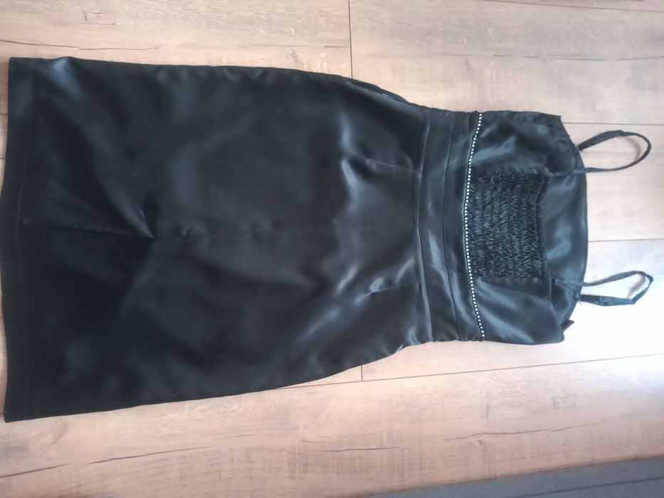 Sukienka VILA r.S czarna