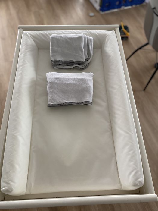 Gulliver przewijak z matą Vädra + pojemniki + przescieradla IKEA
