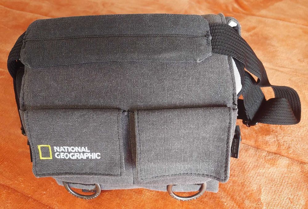 Máq Fotográfica Panasonic Lumix DC FZ-82 e mala National Geographic