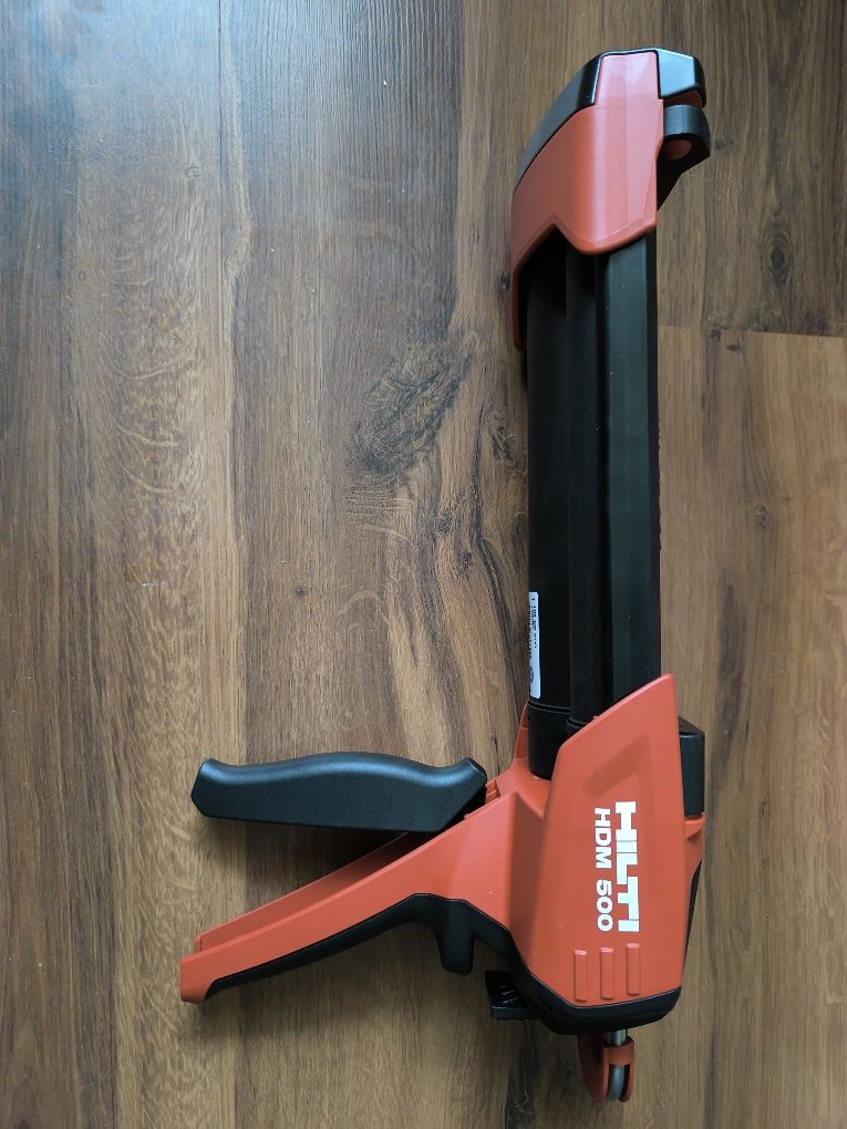 Продам пистолет для хімічних анкерів Hilti HDM 500.
