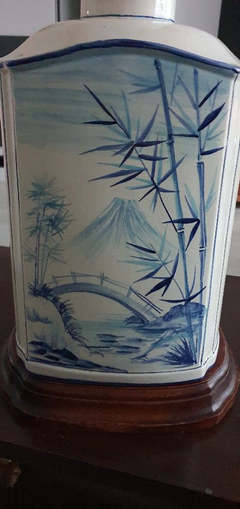 Lampa stojąca Lady Hampton ceramiczna 0.85 cm wysokość