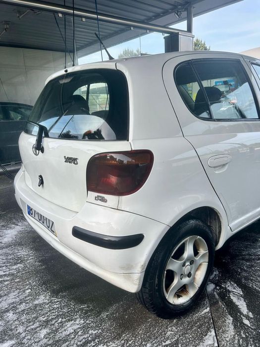 Toyota yaris 2003