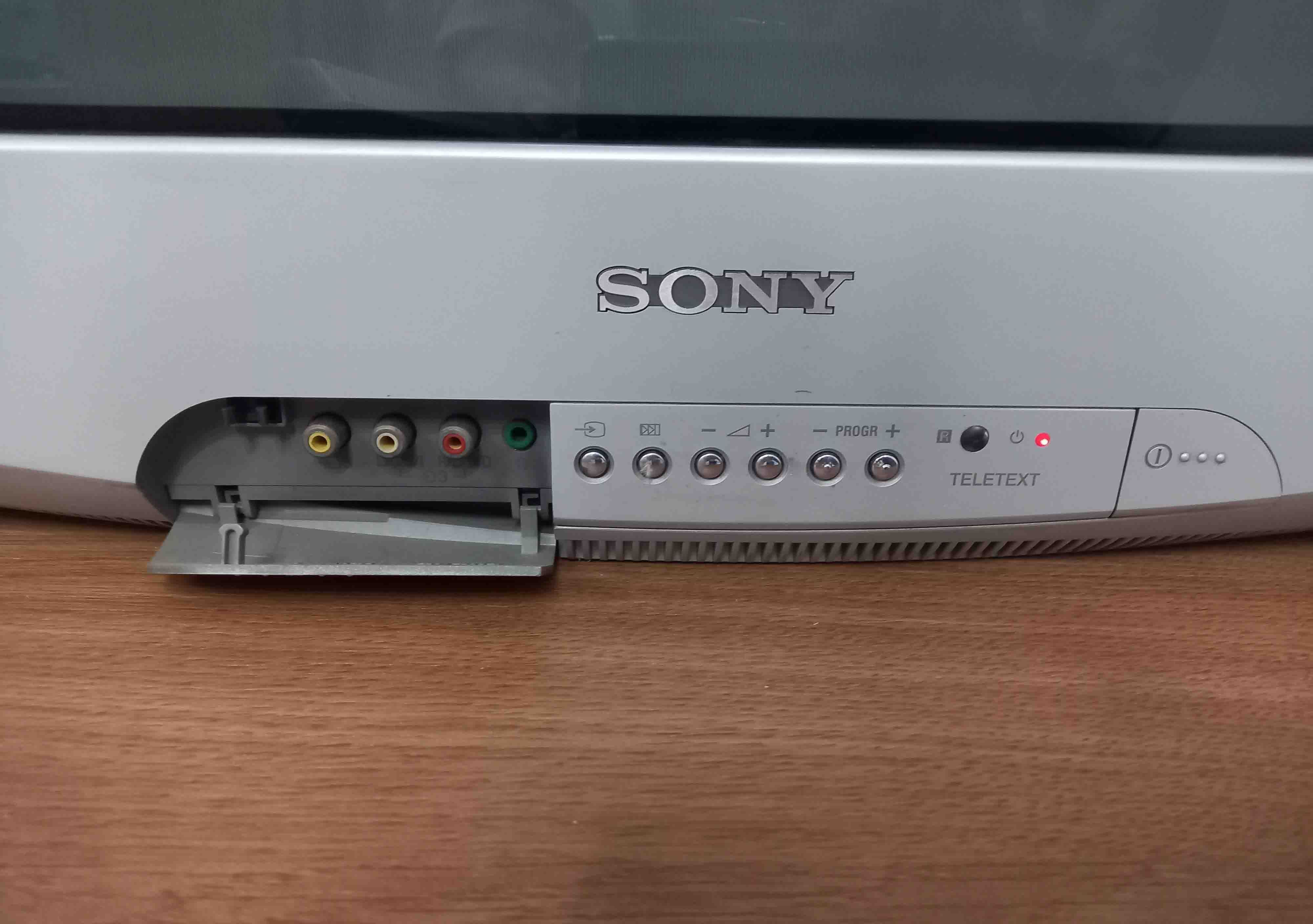 Телевізор Sony KV-21LS30E (21") (б/в)