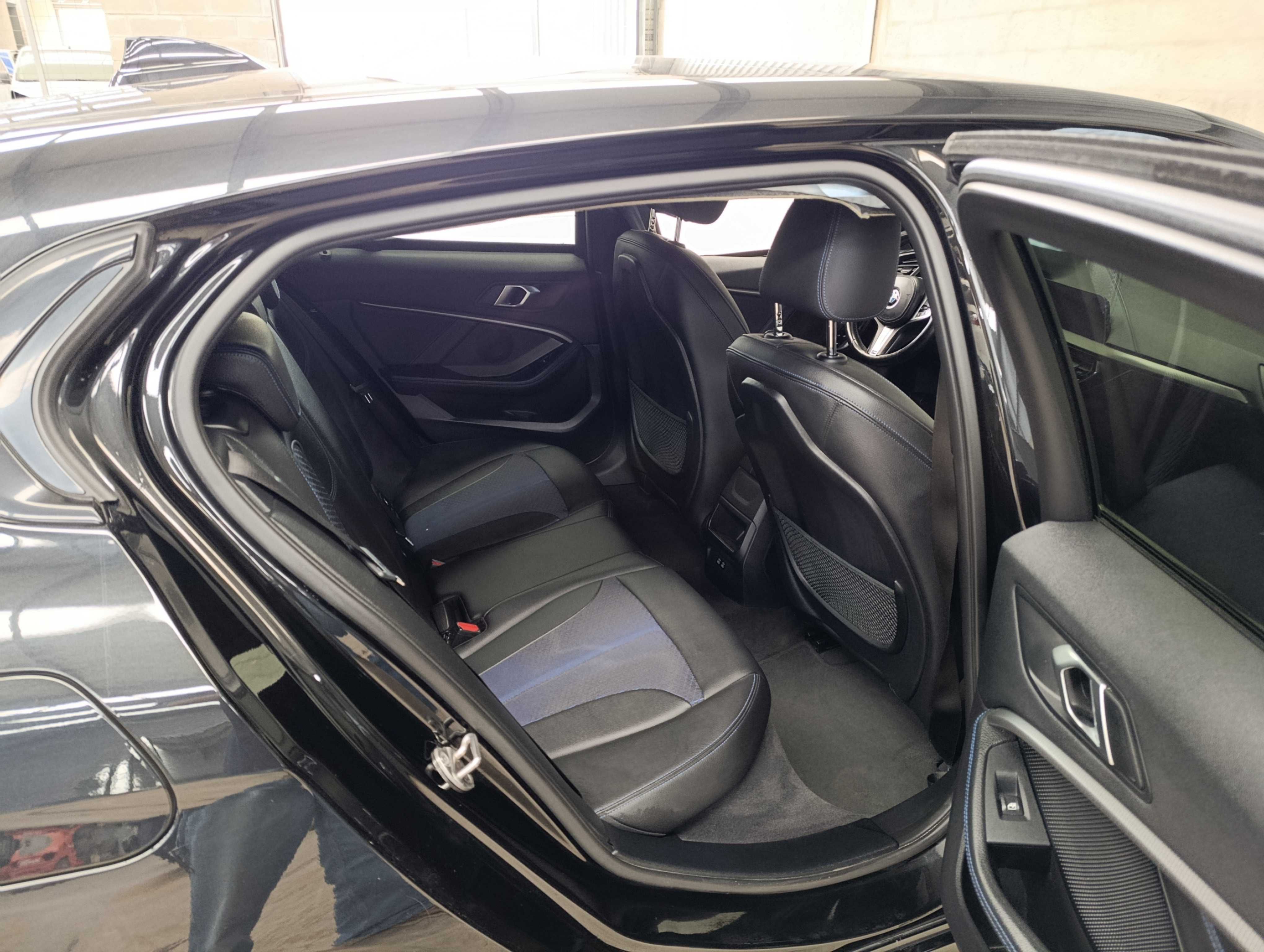 BMW 116d Pack M - Auto