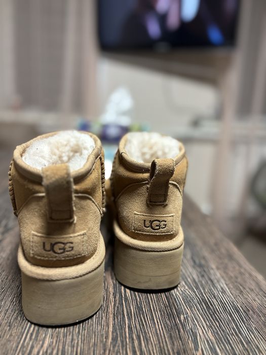 Продам  уги фирми ugg