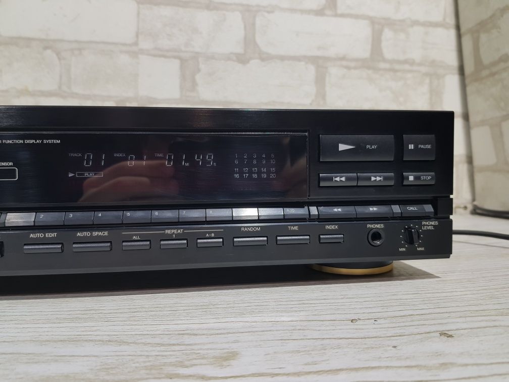 Програвач CD дисків DENON DCD-910 б/у з Німеччини