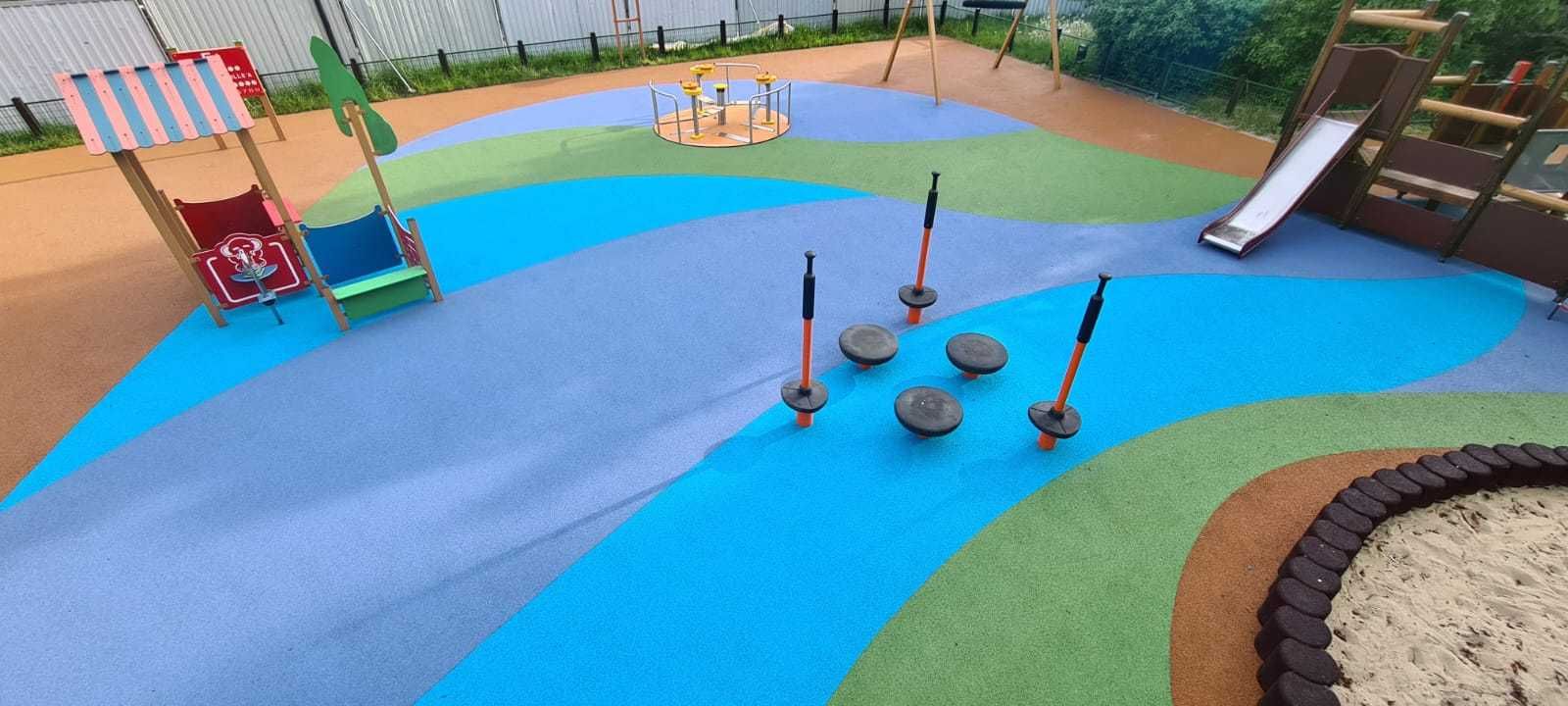 WYKONAWCA wylewane nawierzchnie bezpieczne gumowe in situ EPDM / SBR