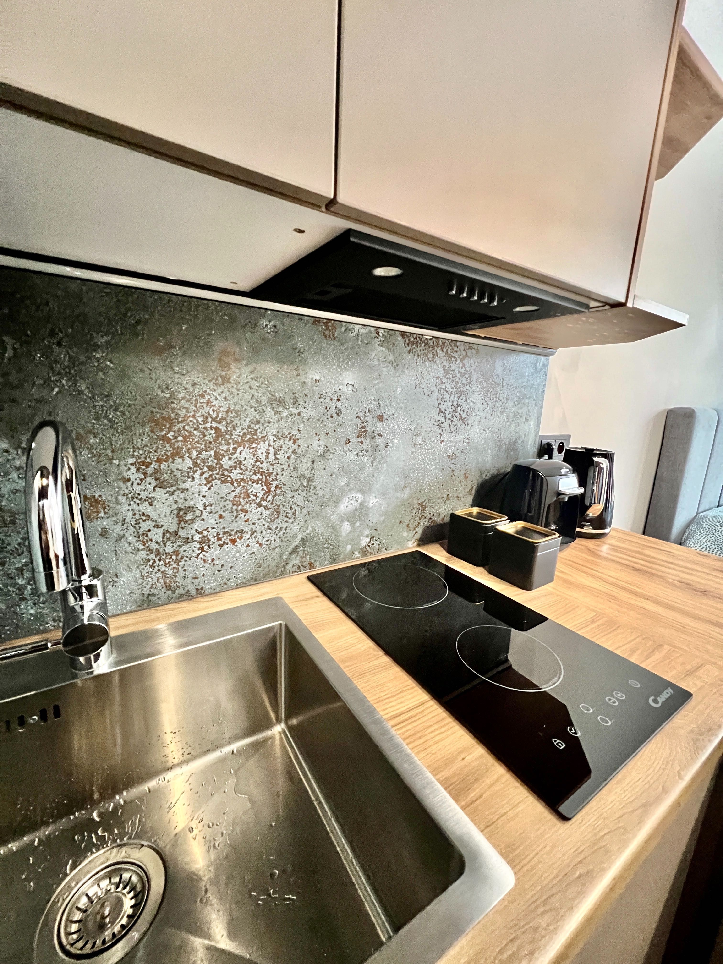 Przestronny apartament studio obok rynku!TOP lokalizacja!2-4 osoby M16