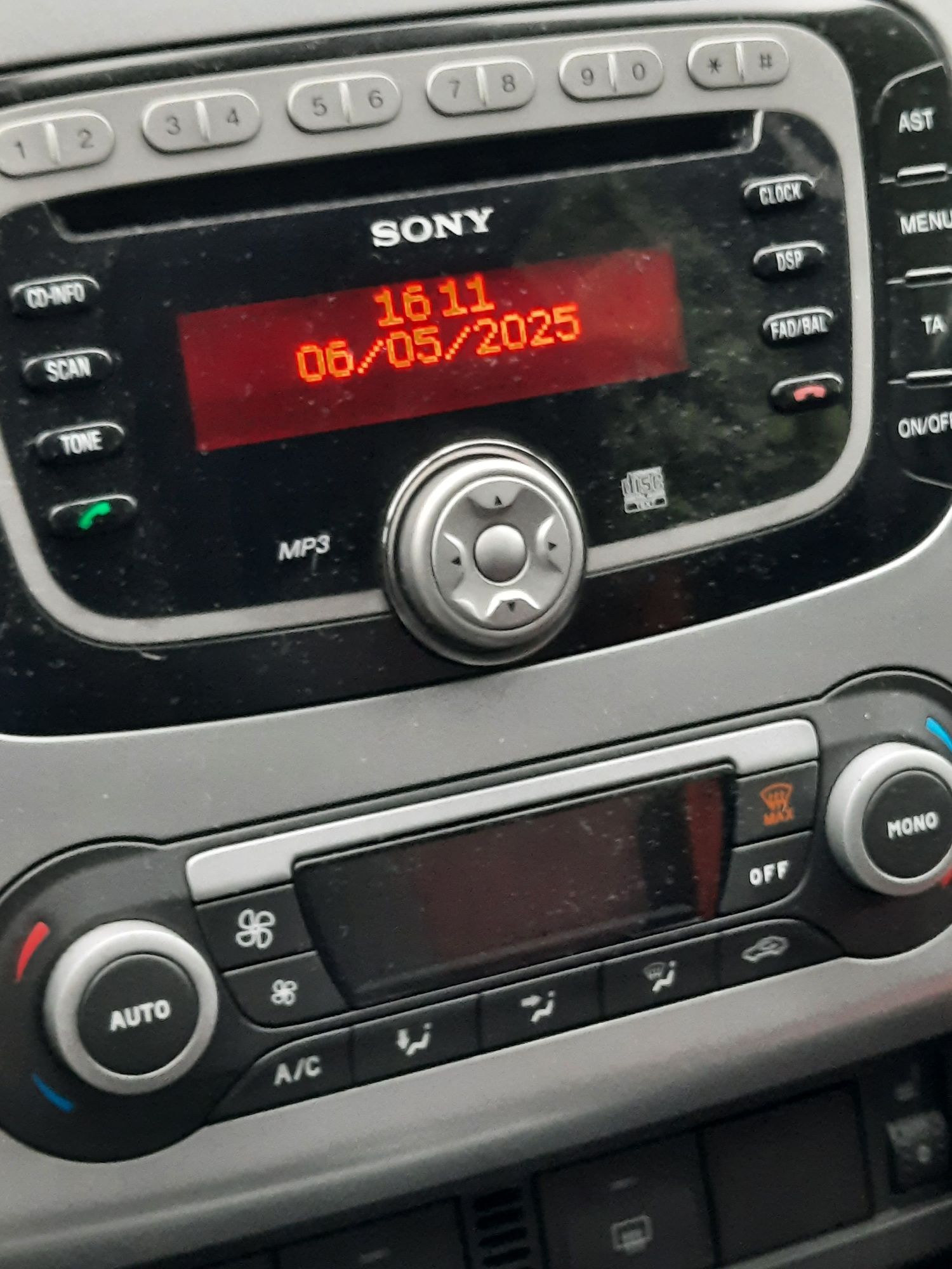 Sprzedam FORDA FOCUSA mk2