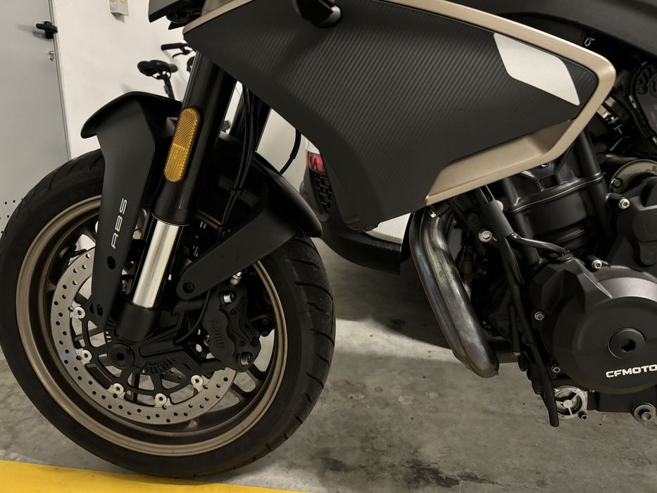 Moto Cfmoto- 800-Nk