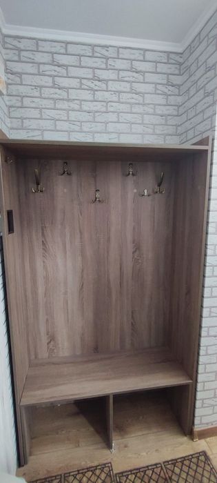 Вішалка у прихожу 110*90*40см .Вишгород