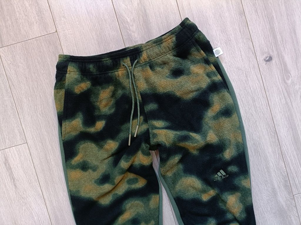 Męskie spodnie polarowe Adidas Camo roz.S