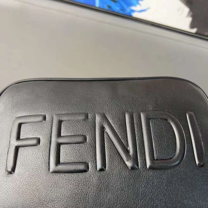 Сумка FENDI мужская через плечо кожаная брендовая оригинал