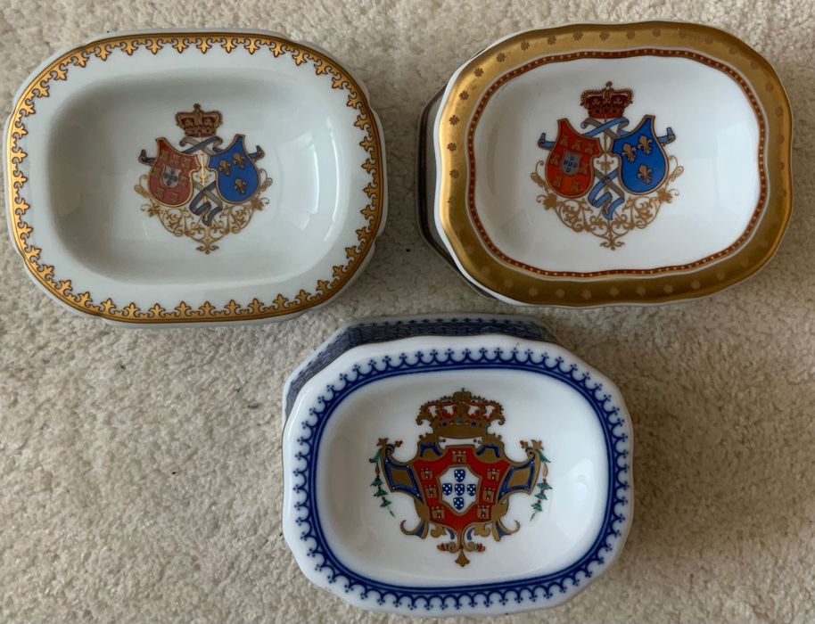 Saleiros de coleção de porcelana