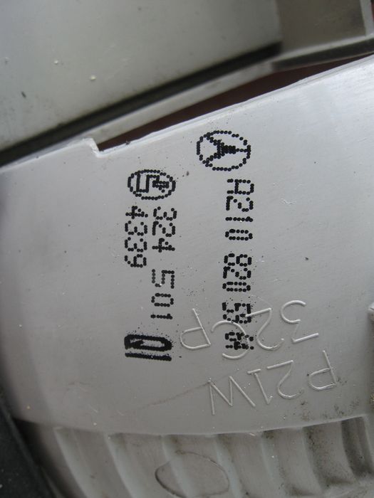 Задние ( левые ) фонари Мерседес W210 универсал ( 1995 - 2002)г.