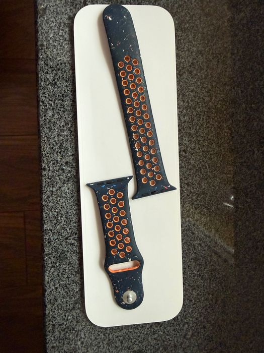 Oryginalny pasek sportowy Nike Apple Watch 44/45/46/49 mm