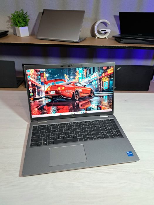 Ноутбук Dell Latitude 5520/i5-1145G7/16 Gb/256 Gb/Nvidia GeForce MX450