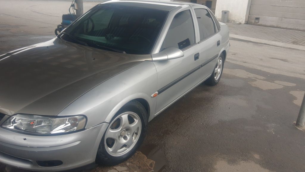 Продам Opel Vectra b 1998