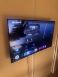Samsung - 4K Ultra HD - Smart TV) modelo UE43AU7025KXXC