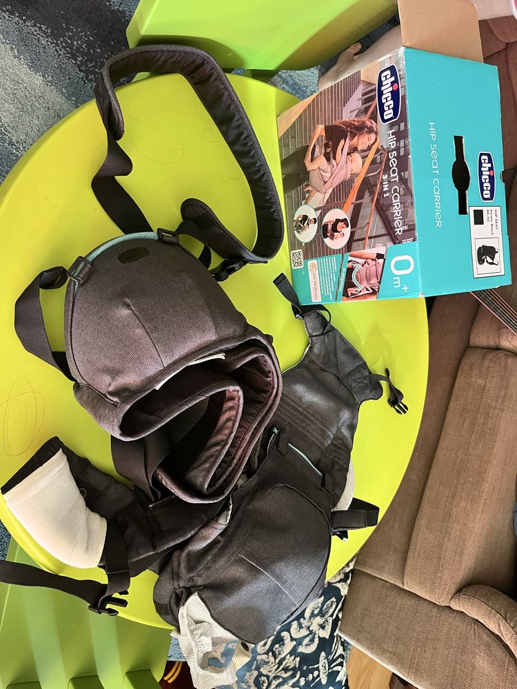 Chicco hip seat carrier
