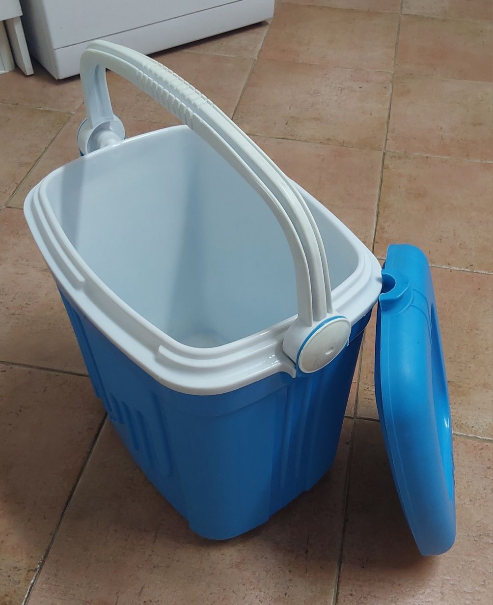 GELEIRA TÉRMICA 20 Lt. COMO NOVA.Campismo,Trabalho,Cozinha,Praia.Pesca