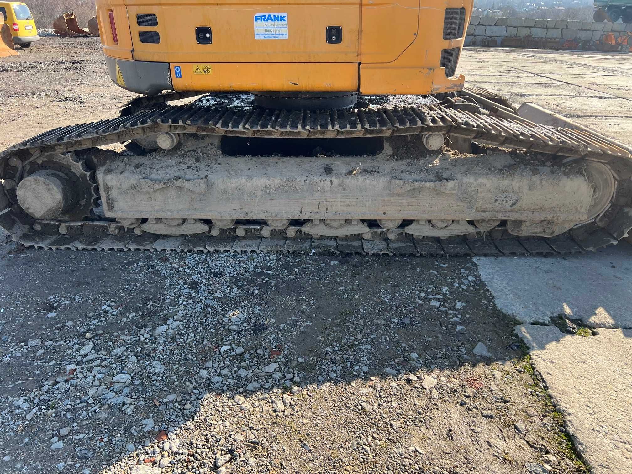 Liebherr Compact 924