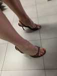 Buty sexy szpilki brazowe wysadzane kamieniami 38