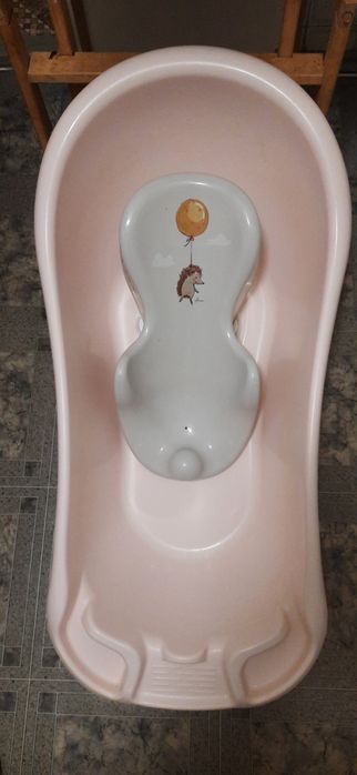 Дитяча ванночка для купання