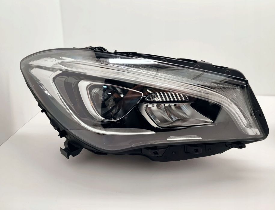 MERCEDES CLA W117 LIFT LAMPA PRAWA LED PERFORMANCE