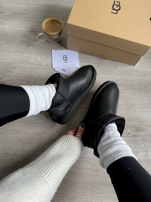 Угі Чоловічі UGG Ultra Mini Black (Шкіра) Size 45 Хіт Сезону