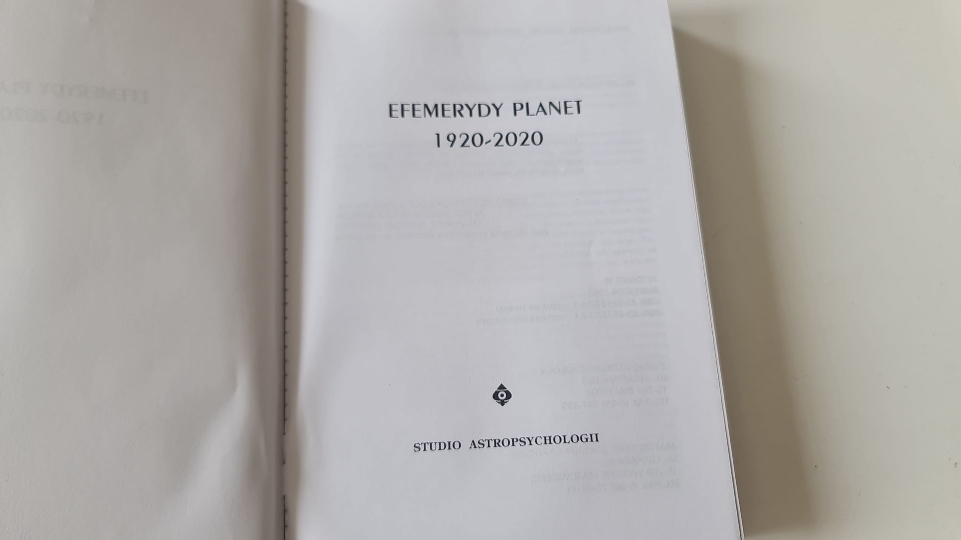 Efemerydy planet Janusz Nawrocki astrologia horoskopy