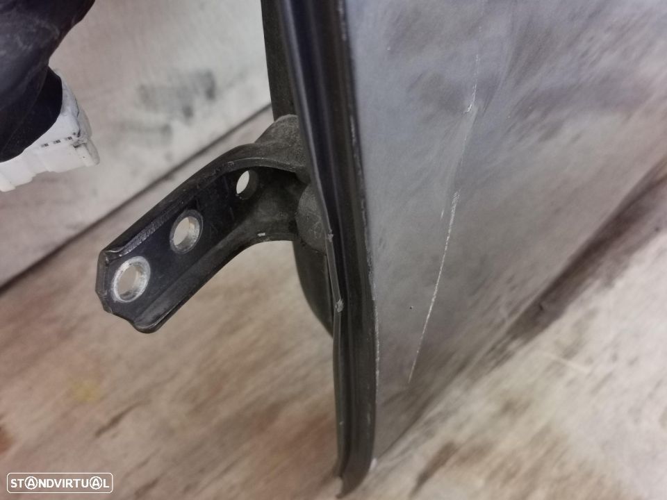 Porta trás esquerda mitsubishi strakar /l200 ka kb ano 05-14