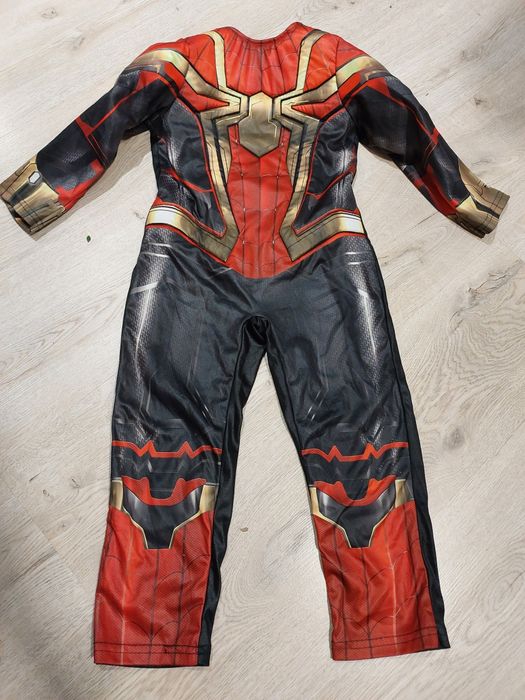 Strój Spidermana, 110