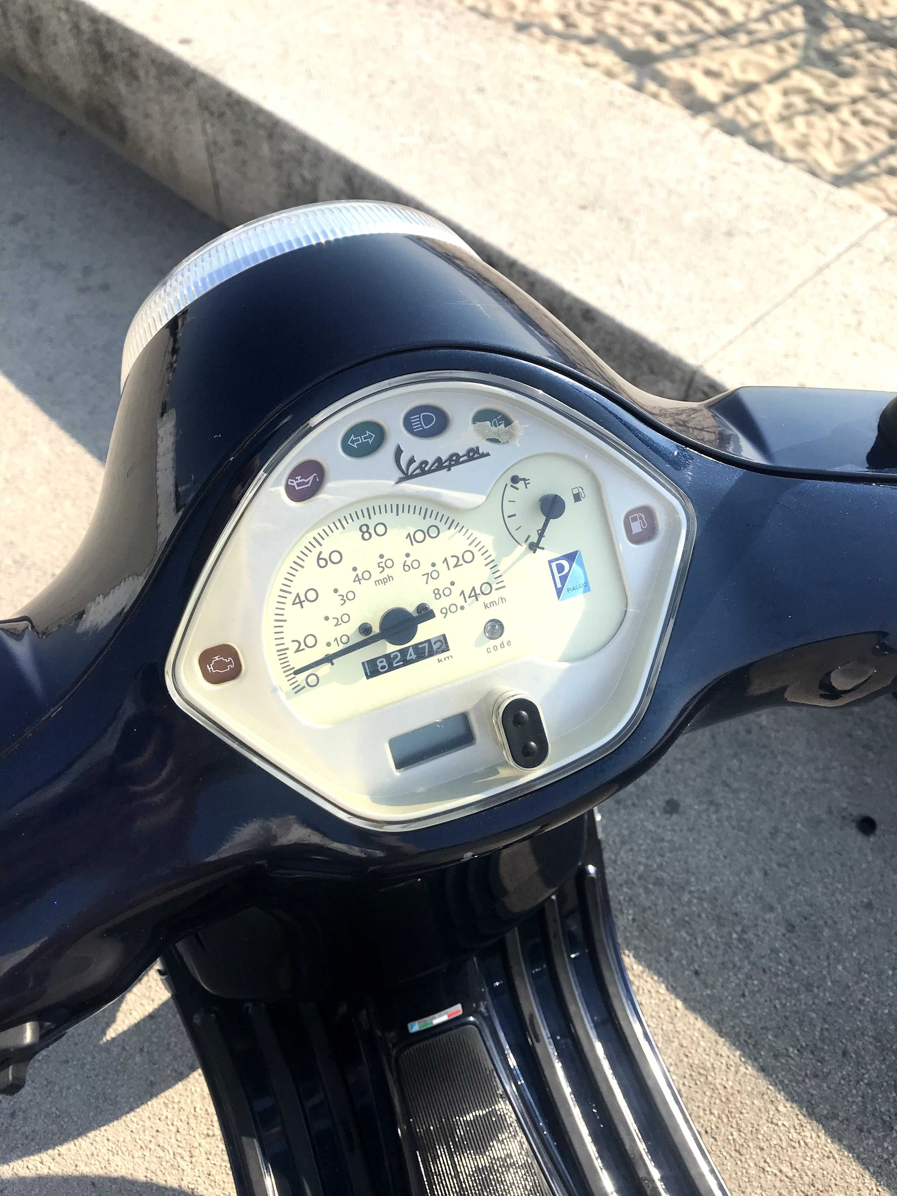 Vespa Piaggio LX 125