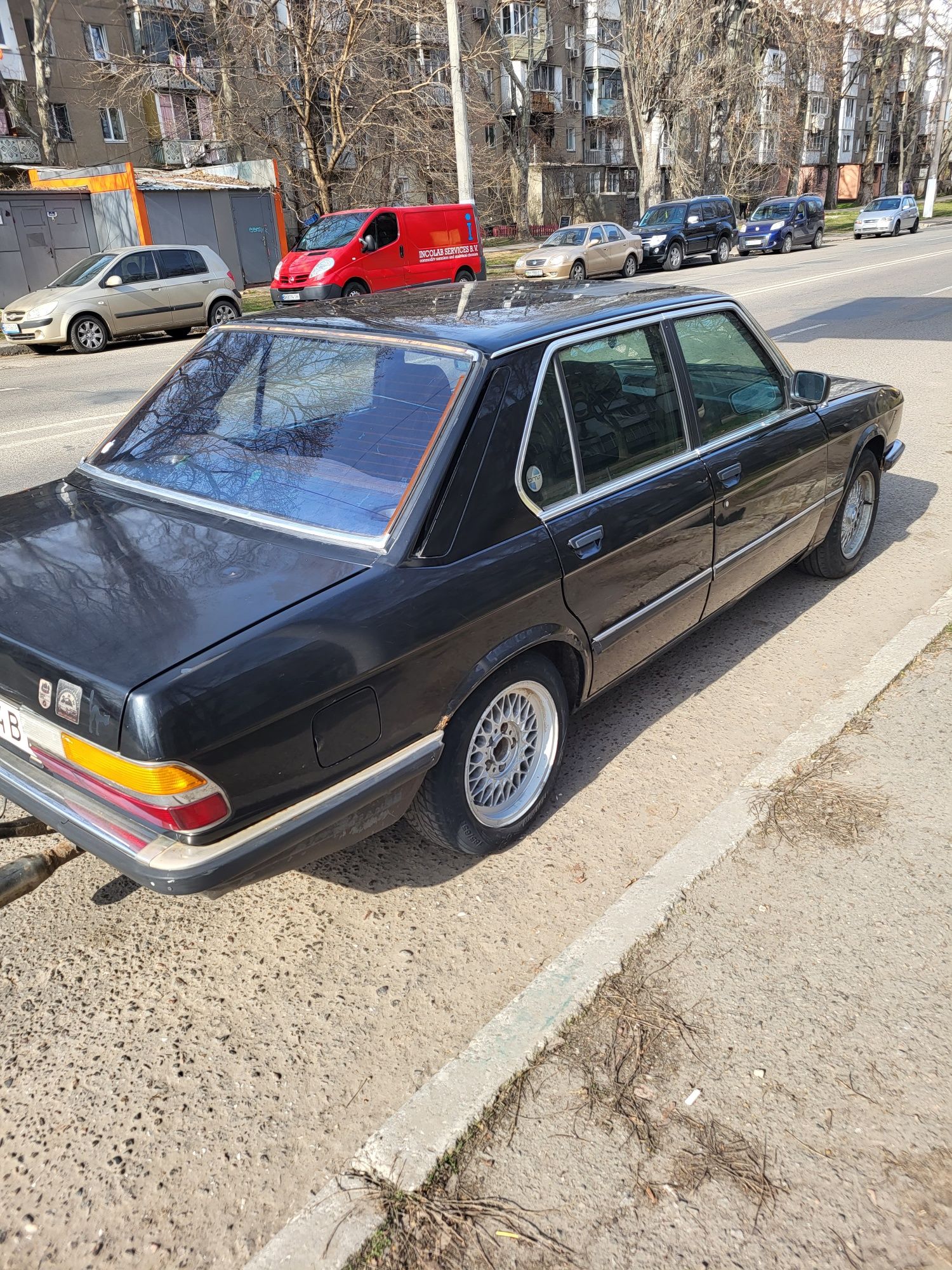 BMW 520i,бензин,требует внимания