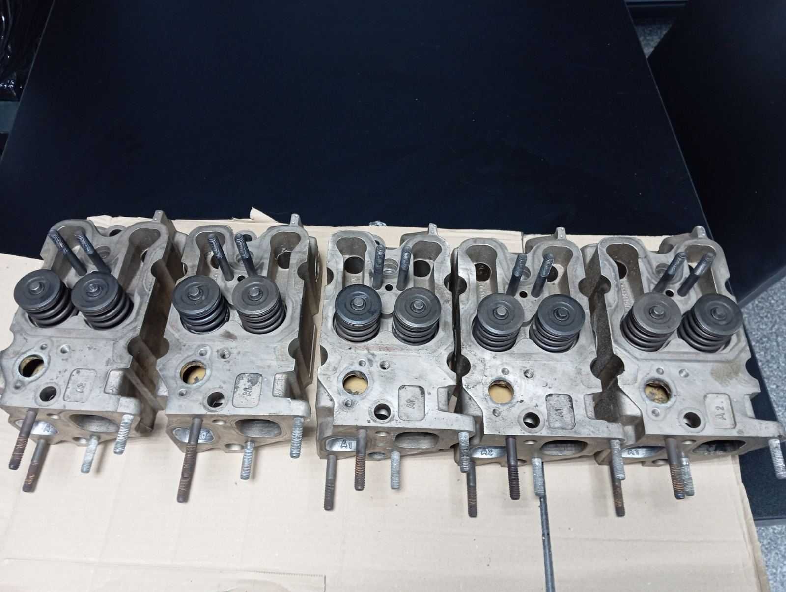 Гбц , головка блока Jeep 3.1 td , Chraysler 2.5 Td є 1 шт