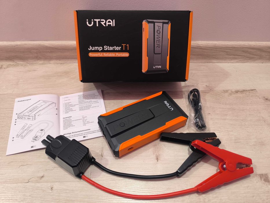 UTRAI T1 - Rozruch samochodu 1400A  13200mAh  Jump starter / Powerbank
