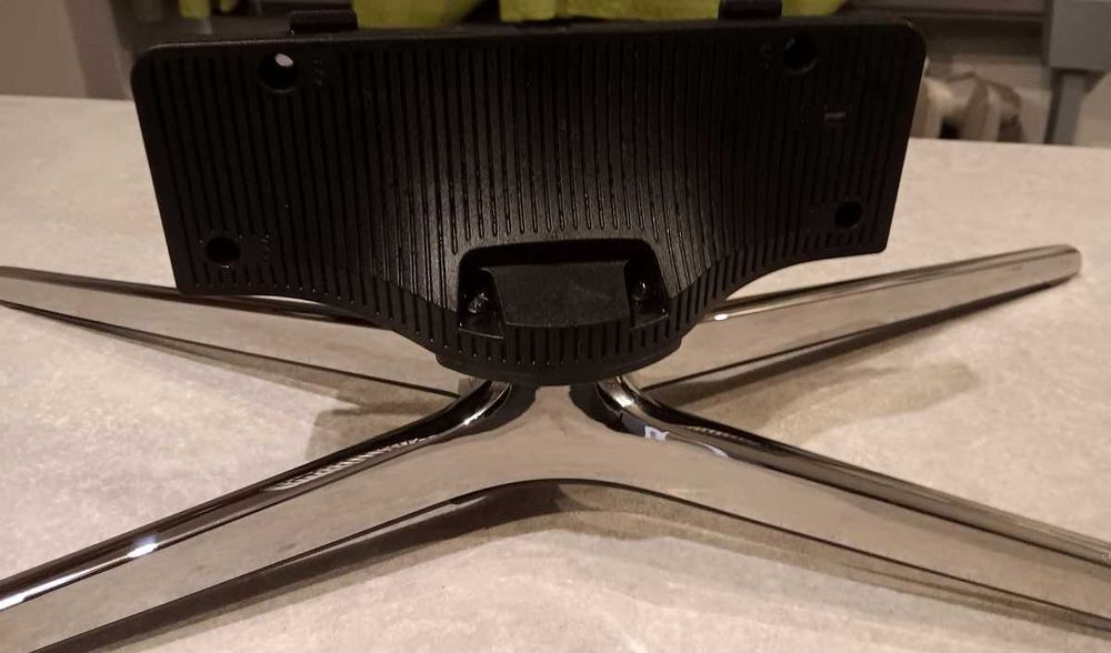 Samsung UE40H6400 - Stopa Noga Podstawa