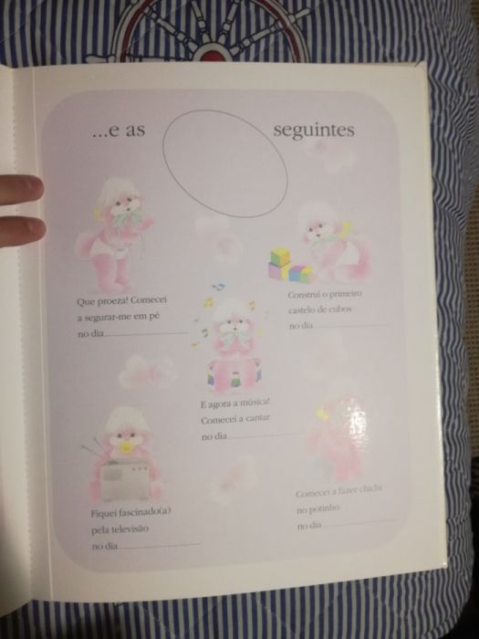 Livro "A história do bebé"