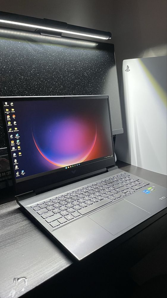 VICTUS HP 16 - I512500H || GTX 1650 || 8GB RAM