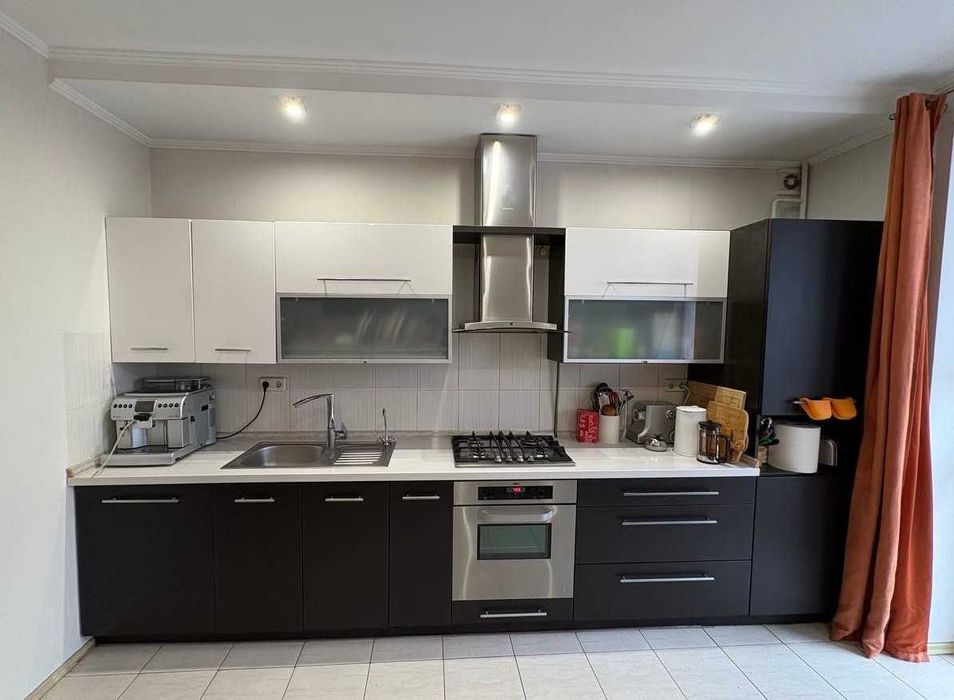 Оренда 2 кім. квартири вул. Головацького