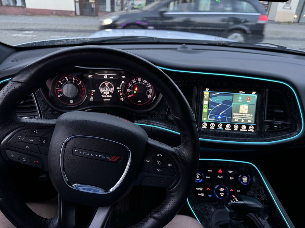 Dodge challenger 5.7 hemi