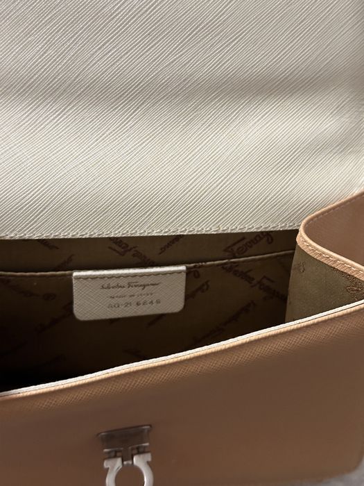 Сумка Salvatore Ferragamo