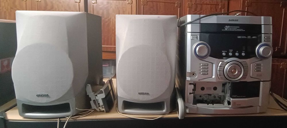 Музыкальный центр DAEWOO XG-332