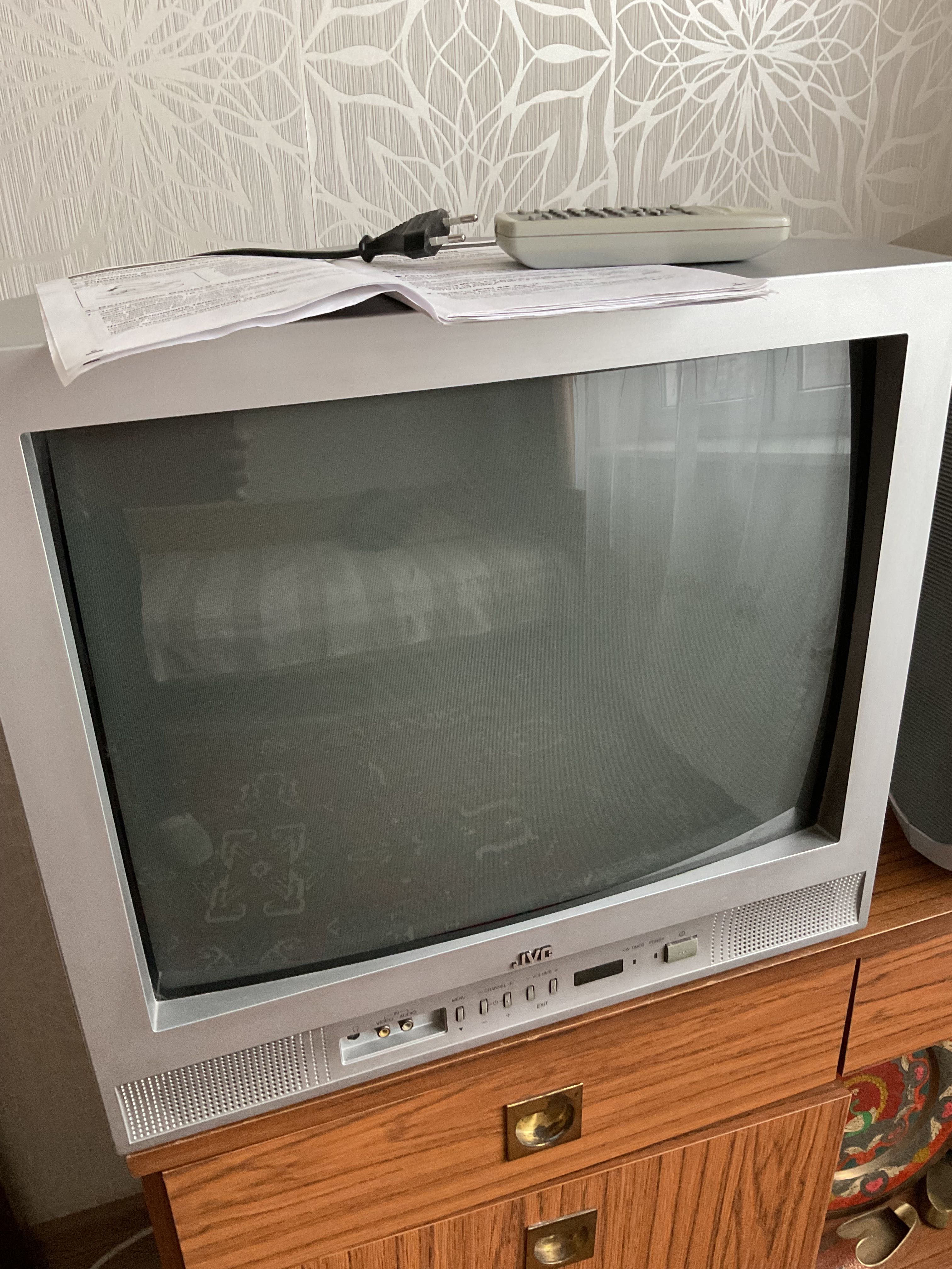 Телевизор JVC.Японской сборки.