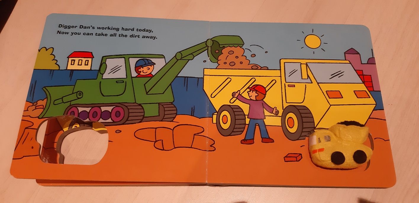 Książka po angielsku dla dzieci usborne Dump track