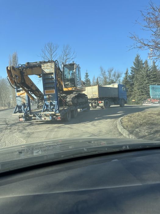 Usługi transportowe materialów sypkich oraz niskopodwoziowy